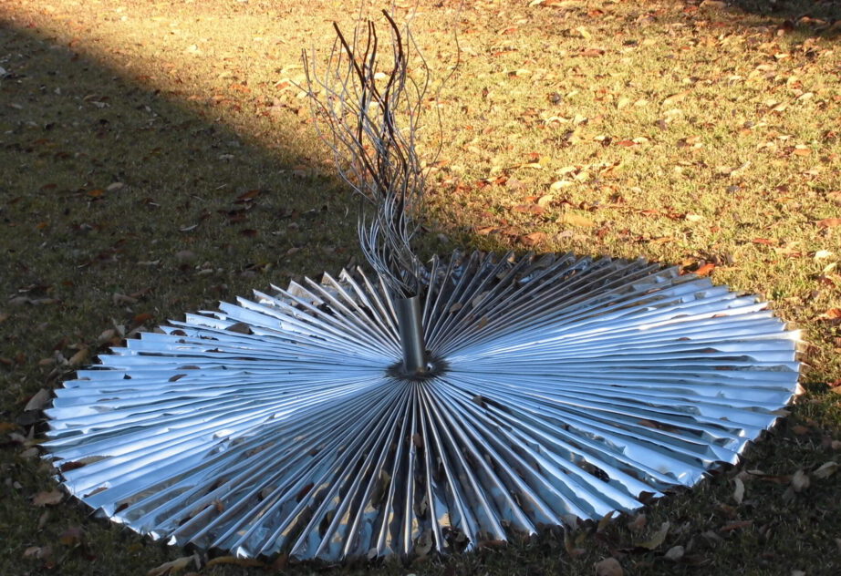 道沿いのHANAモニメント